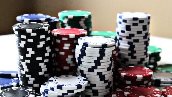 vanliga-myter-om-online-poker-sanningen-bakom-myterna